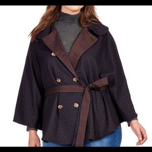 Melissa McCarthy fully reversible cape
